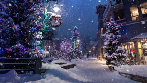 Різдвяна атмосфера, Новий рік, зимова вулиця, снігопадом, сніг, Різдво шпалери