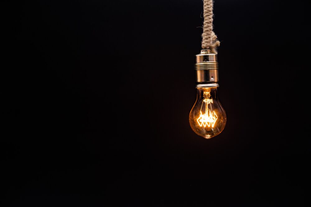 Edison's lamp, dark minimalist wallpaper desktop hd