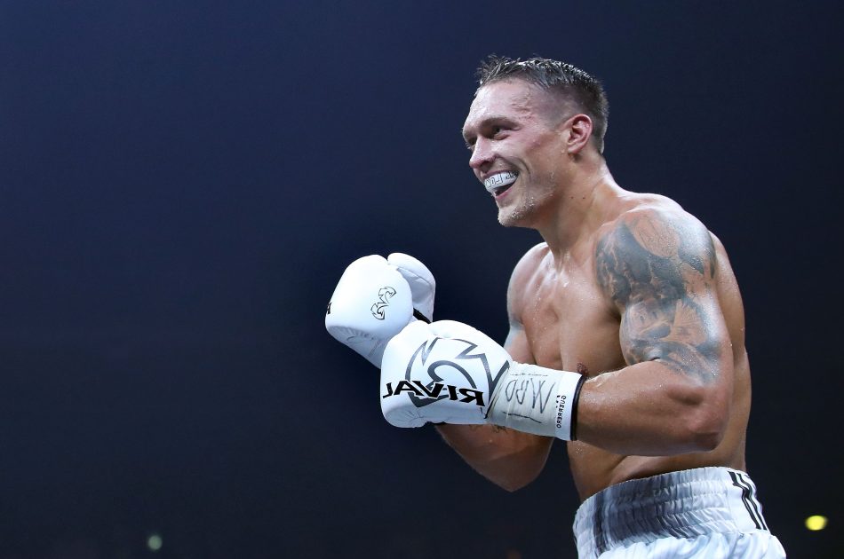 oleksandr usyk wallpaper hd in gloves during a fight